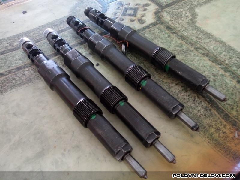 Ford Mondeo Motor i Delovi Motora