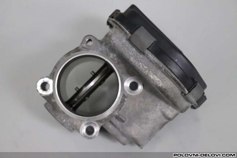 Ford  S-Max Klapne Gasa Motor I Delovi Motora