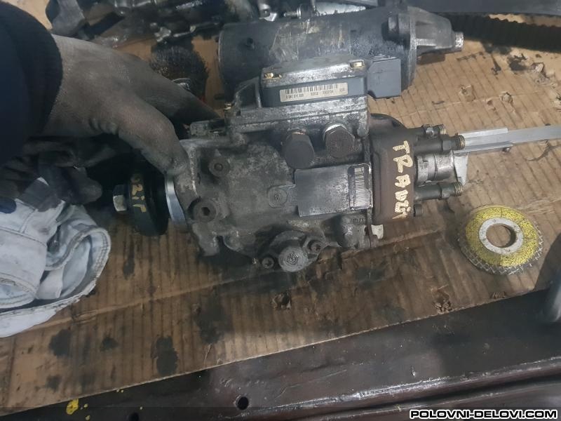 Ford  Transit Bos Pumpa 2.0 Tddi Motor I Delovi Motora