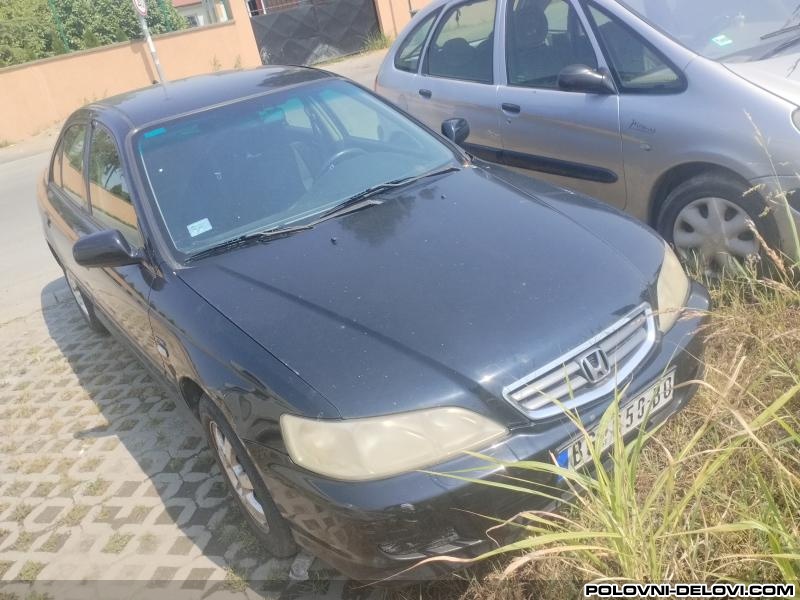 Honda  Accord Cg Kompletan Auto U Delovima