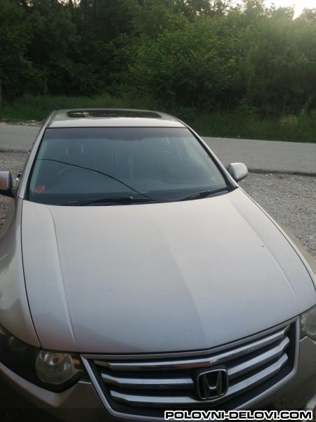Honda  Accord Cu Kompletan Auto U Delovima