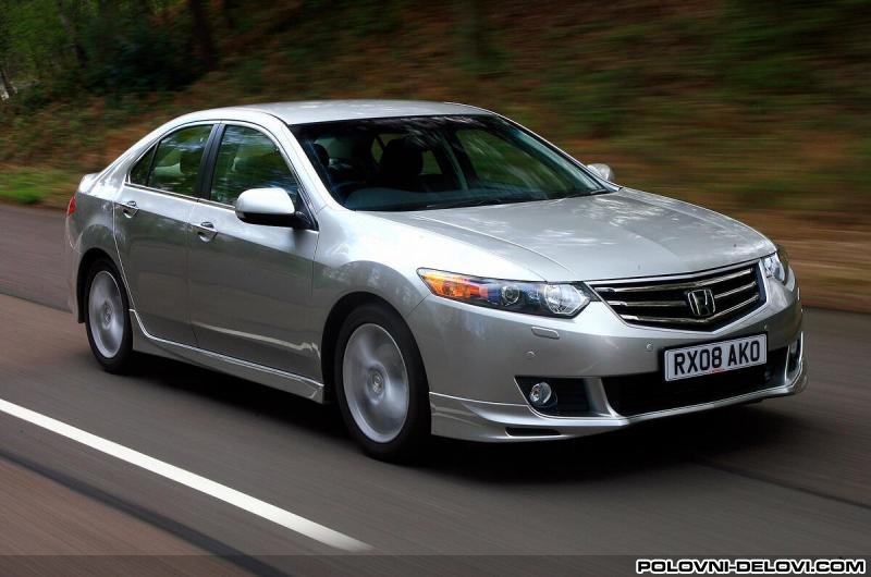 Honda  Accord  Kompletan Auto U Delovima