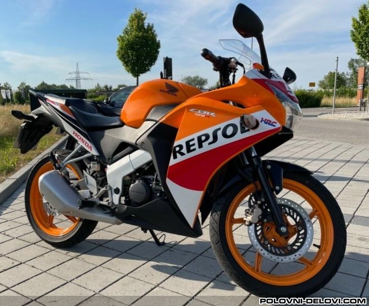 Honda CBR 125R Delovi motora