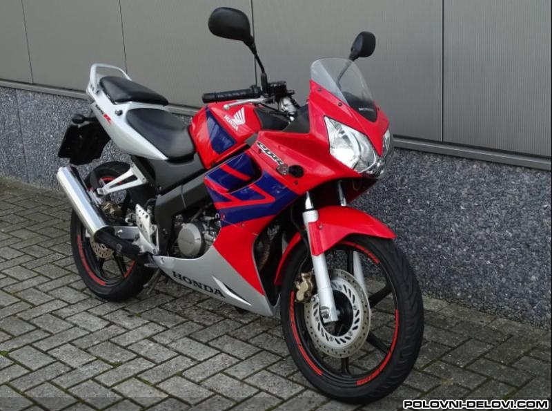 Honda CBR 125R Delovi motora