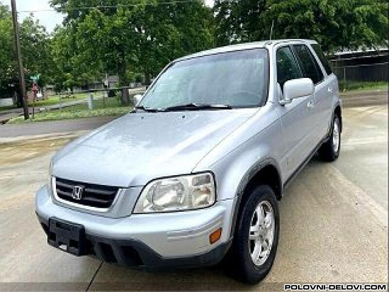 Honda  CR-V  Kompletan Auto U Delovima
