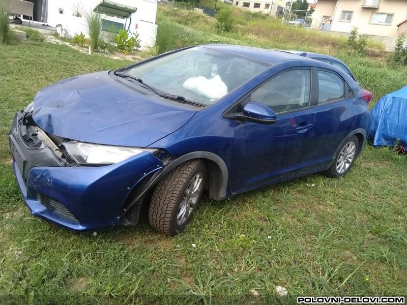 Honda  Civic 1.4 1.8 2.2 Kompletan Auto U Delovima