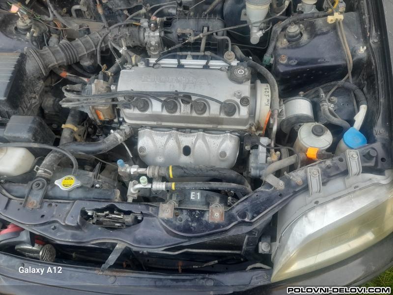 Honda  Civic 1.4 Benzin  Kompletan Auto U Delovima