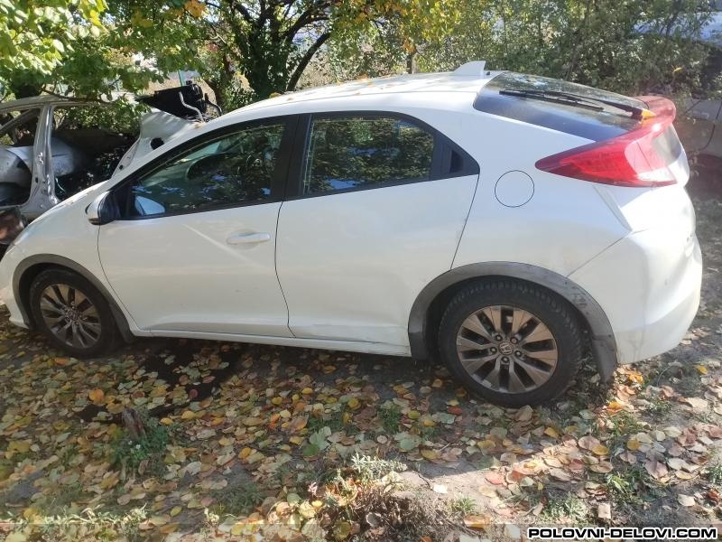 Honda  Civic 1.6 Dtec Enterijer