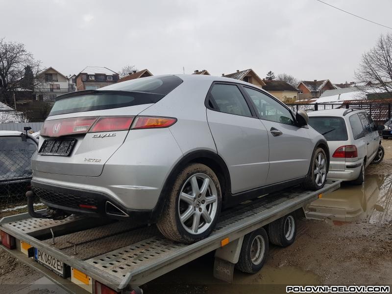 Honda  Civic 2.2 Kompletan Auto U Delovima