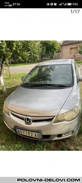 Honda  Civic FD Kompletan Auto U Delovima