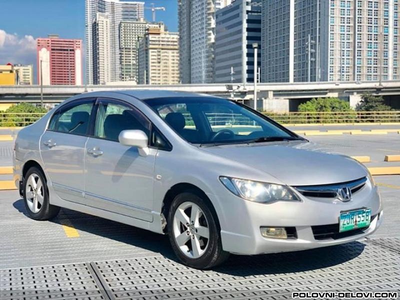 Honda  Civic Fd 1.8 Kompletan Auto U Delovima