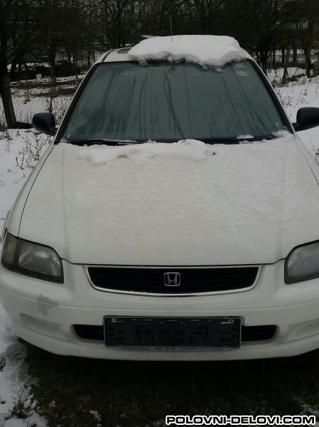 Honda  Civic  Kompletan Auto U Delovima