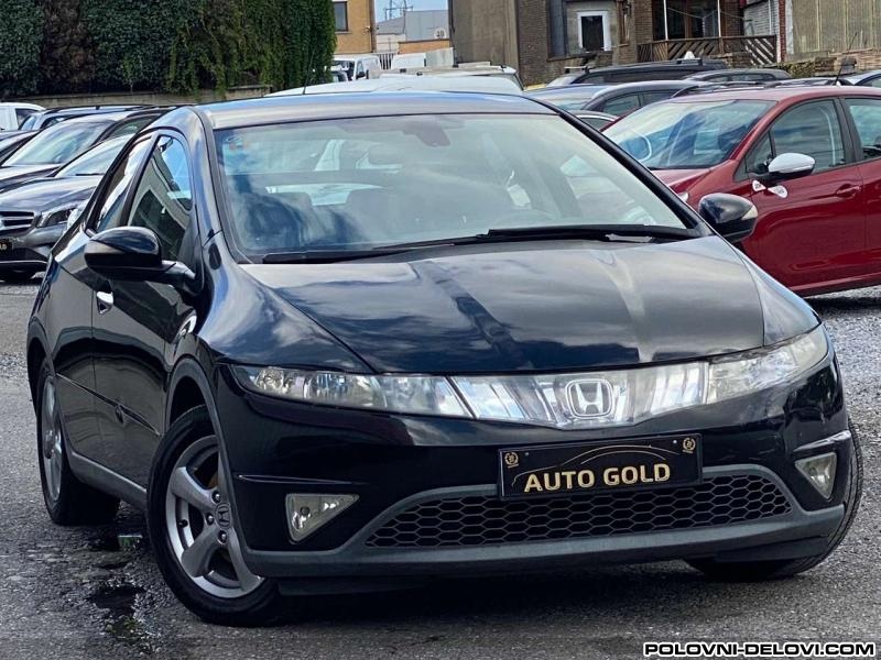 Honda  Civic  Kompletan Auto U Delovima