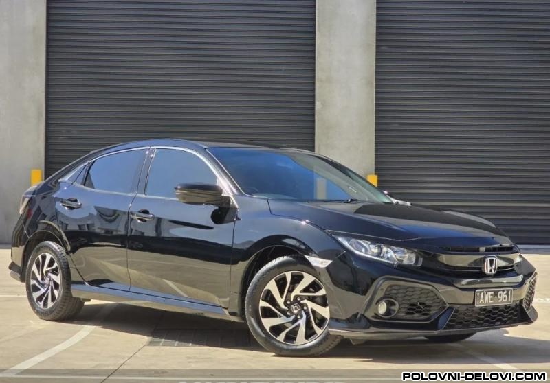 Honda  Civic  Kompletan Auto U Delovima