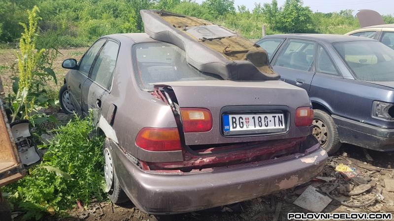 Honda  Civic Polovni Delovi  Kompletan Auto U Delovima