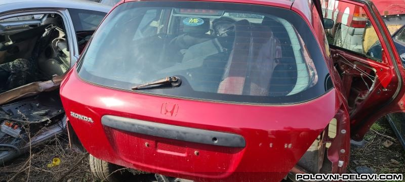 Honda  Civic Polovni Delovi Kompletan Auto U Delovima