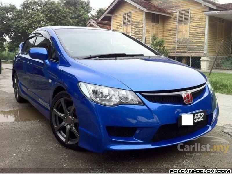 Honda  Civic Sedan Kompletan Auto U Delovima