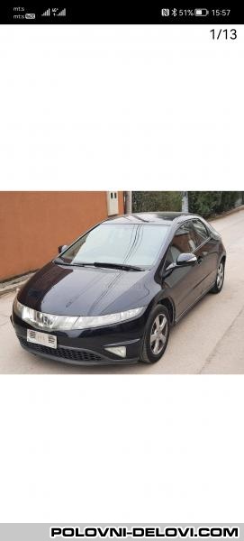 Honda  Civic Svemirac Kompletan Auto U Delovima