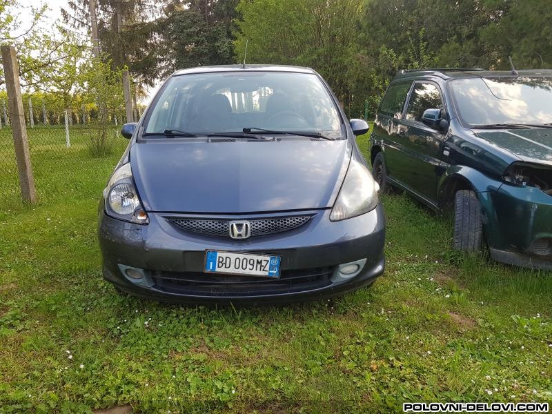 Honda  Jazz 1.4 Kompletan Auto U Delovima