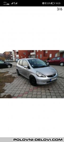 Honda  Jazz 1.4 Kompletan Auto U Delovima