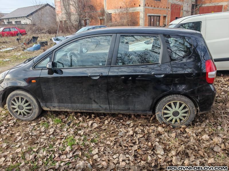 Honda  Jazz 1.4b Kompletan Auto U Delovima