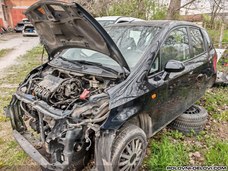 Honda  Jazz 1.4b Kompletan Auto U Delovima