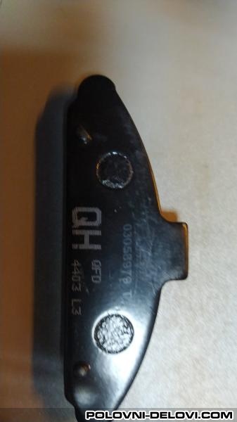 Honda  Jazz  Kompletan Auto U Delovima