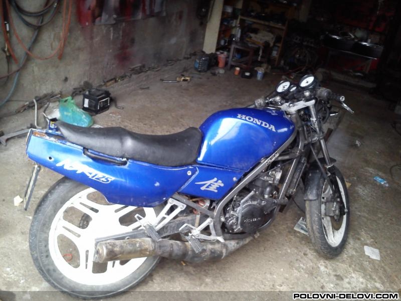 Honda ns125r Kompletan motor u delovima