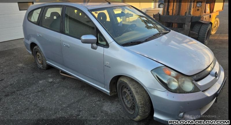 Honda  Stream 2.0 115kw Vtec Kompletan Auto U Delovima