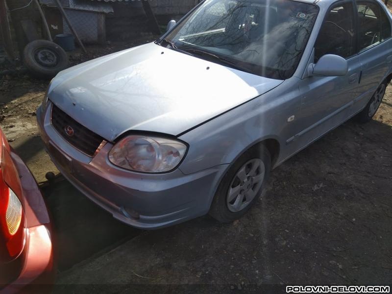 Hyundai  Accent 1.3 Kompletan Auto U Delovima