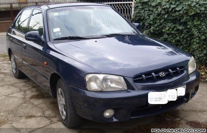 Hyundai  Accent 1.5 Kompletan Auto U Delovima