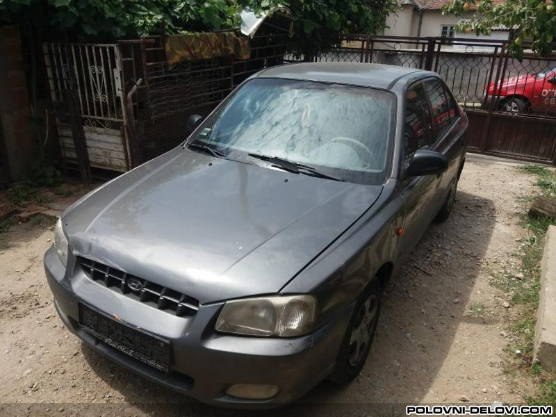Hyundai  Accent 1.5 Kompletan Auto U Delovima