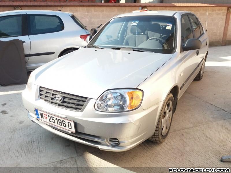 Hyundai  Accent Crdi Kompletan Auto U Delovima