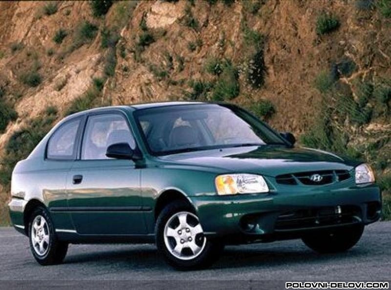 Hyundai  Accent GL Razni Delovi