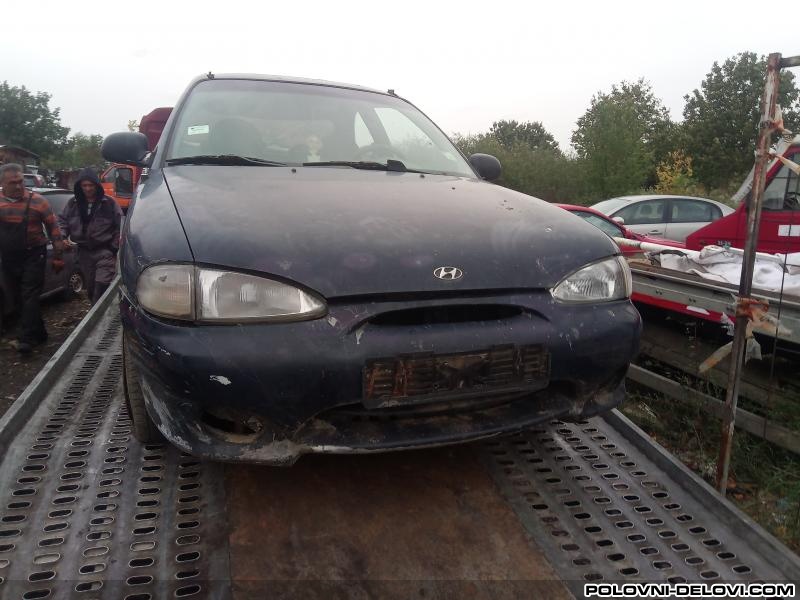 Hyundai  Accent  Kompletan Auto U Delovima