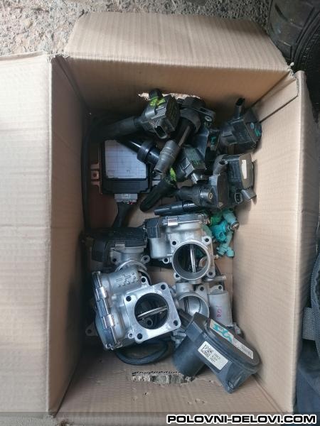 Hyundai  Elantra 1.4  1.6 1.8  2.0 Razni Delovi