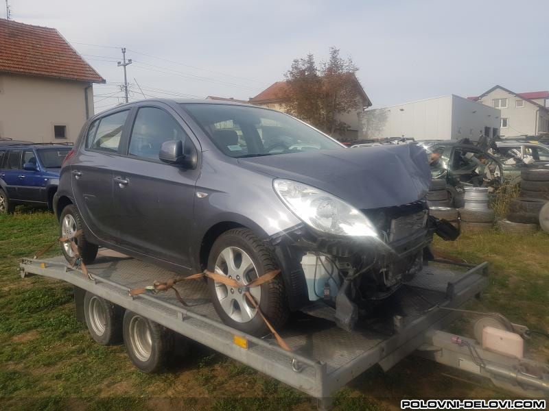 Hyundai  I20 1.4 Benz Kompletan Auto U Delovima