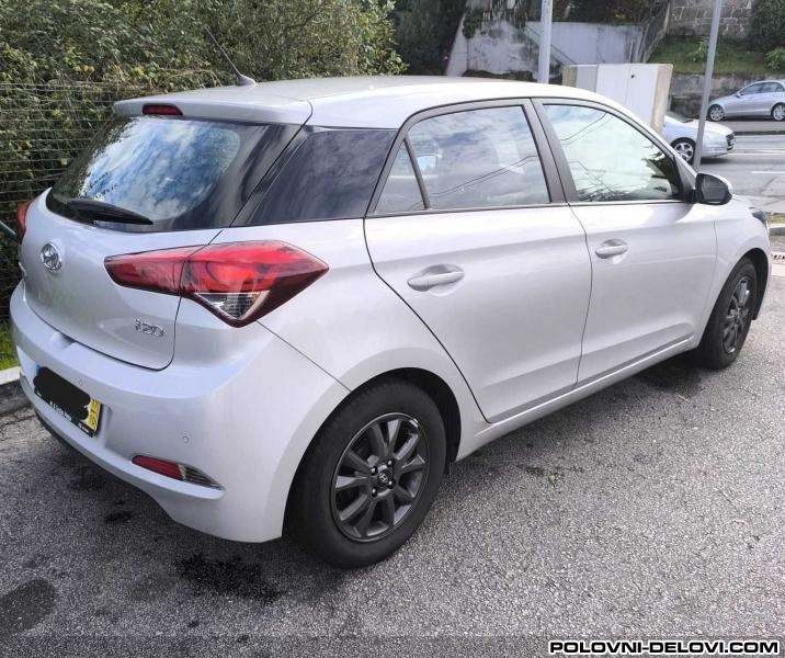 Hyundai  I20  Karoserija