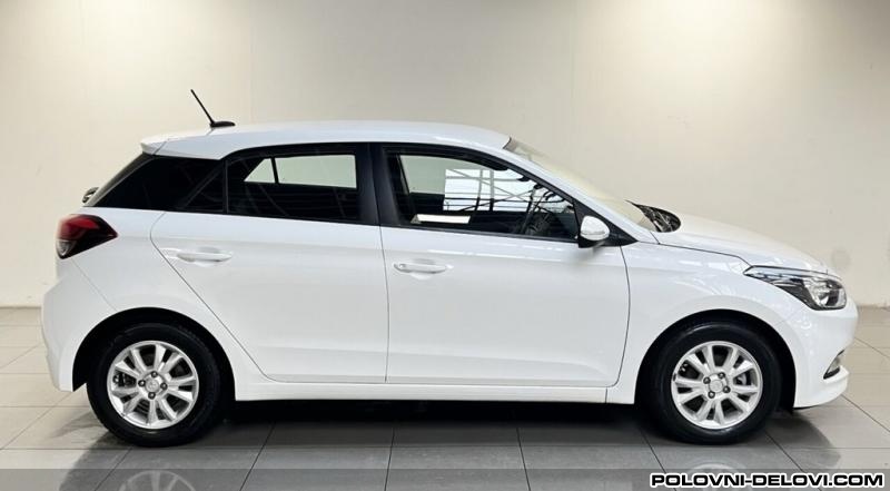 Hyundai  I20  Kompletan Auto U Delovima