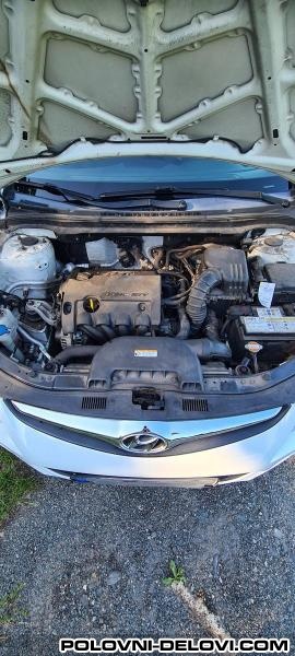 Hyundai  I30 1.4b Kompletan Auto U Delovima