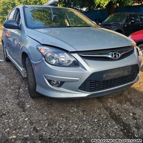 Hyundai  I30 1.6 Crdi Kompletan Auto U Delovima