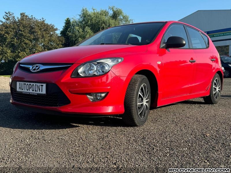Hyundai  I30 1.6crdi Kompletan Auto U Delovima