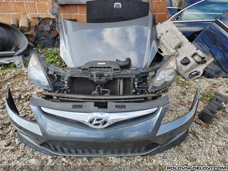 Hyundai  I30 1.6crdi Kompletan Auto U Delovima