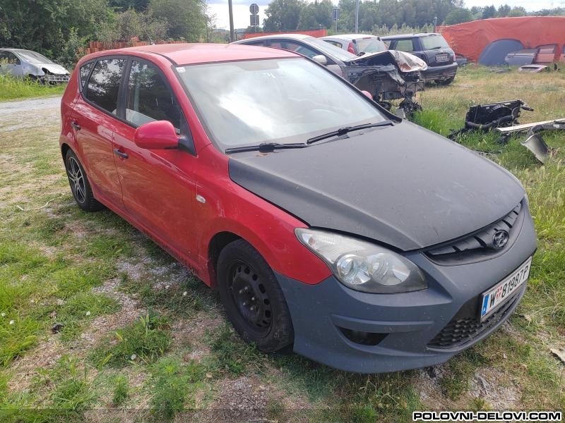 Hyundai  I30 1.6crdi Kompletan Auto U Delovima