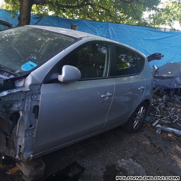 Hyundai  I30 1.6crdi... Kompletan Auto U Delovima