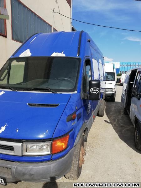 Iveco DAILY Kompletan Auto U Delovima