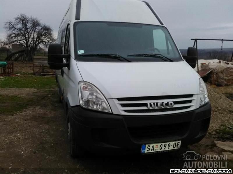 Iveco  Daily 00 Kompletan Auto U Delovima