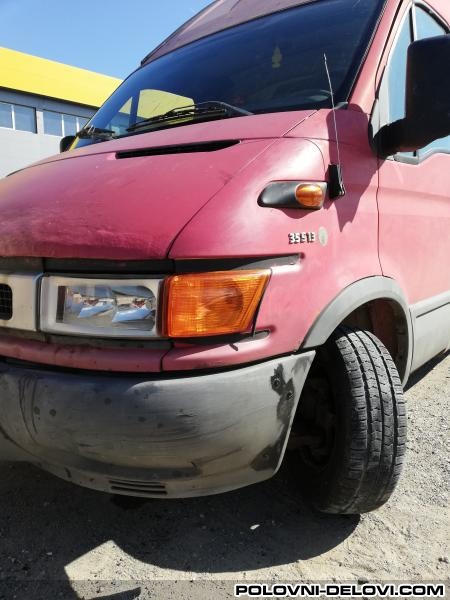 Iveco  Daily  Kompletan Auto U Delovima