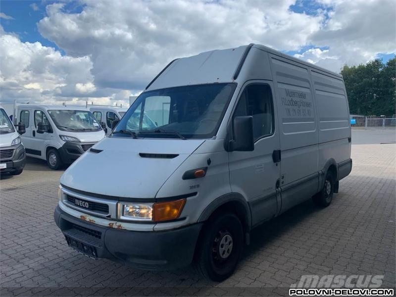 Iveco  Daily  Kompletan Auto U Delovima