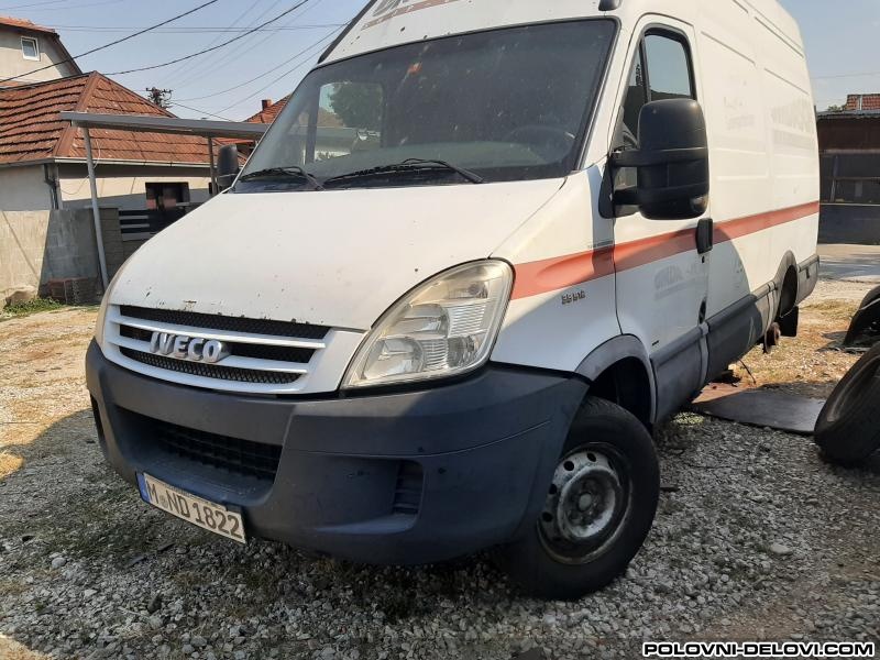 Iveco  Daily  Kompletan Auto U Delovima